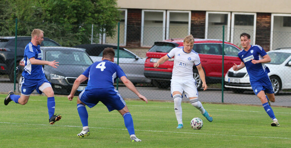 Baráž Aritma B - Uhříněves ( foto Martin Hubáček )